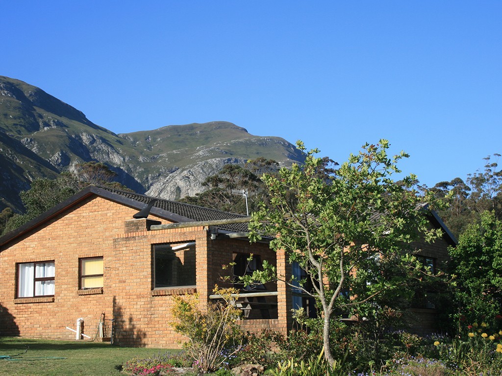 Hermanus Lagoon Edge Accommodation